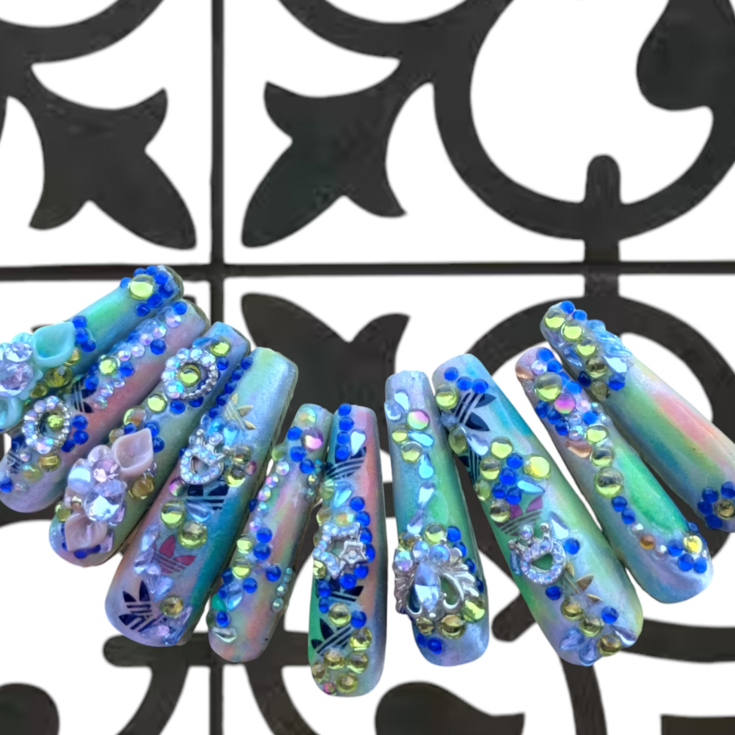 Glory Perfection Press - On Nails